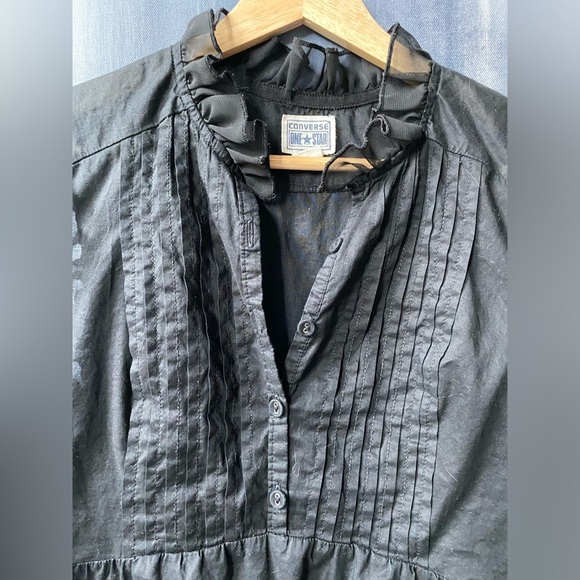 CONVERSE One Star Black Ruffle Sleeveless Top Size S - Picture 4 of 7